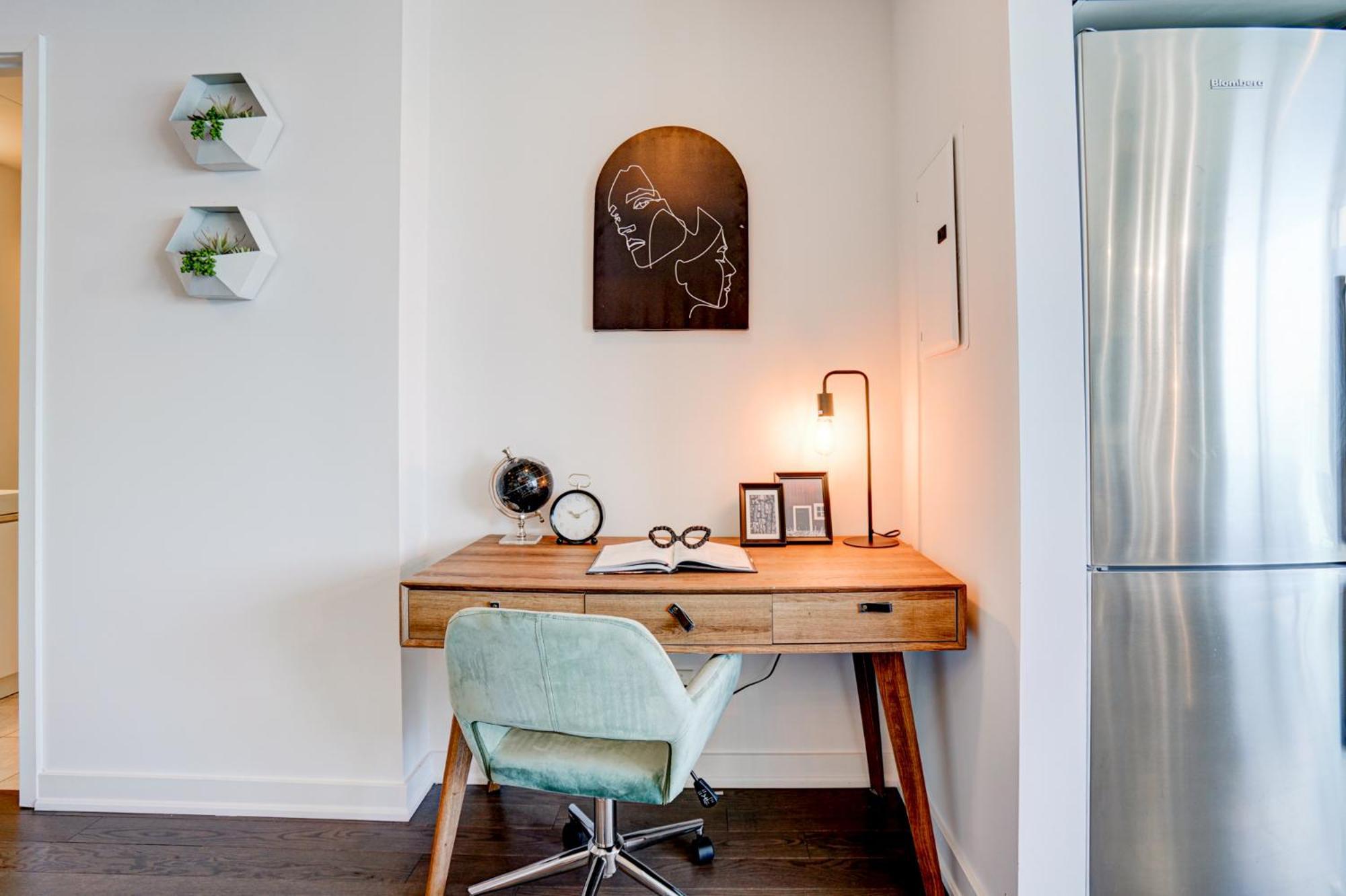 Skytree - Modern Rusty Condo Close To Union Station In Heart Of Downtown Торонто Екстериор снимка