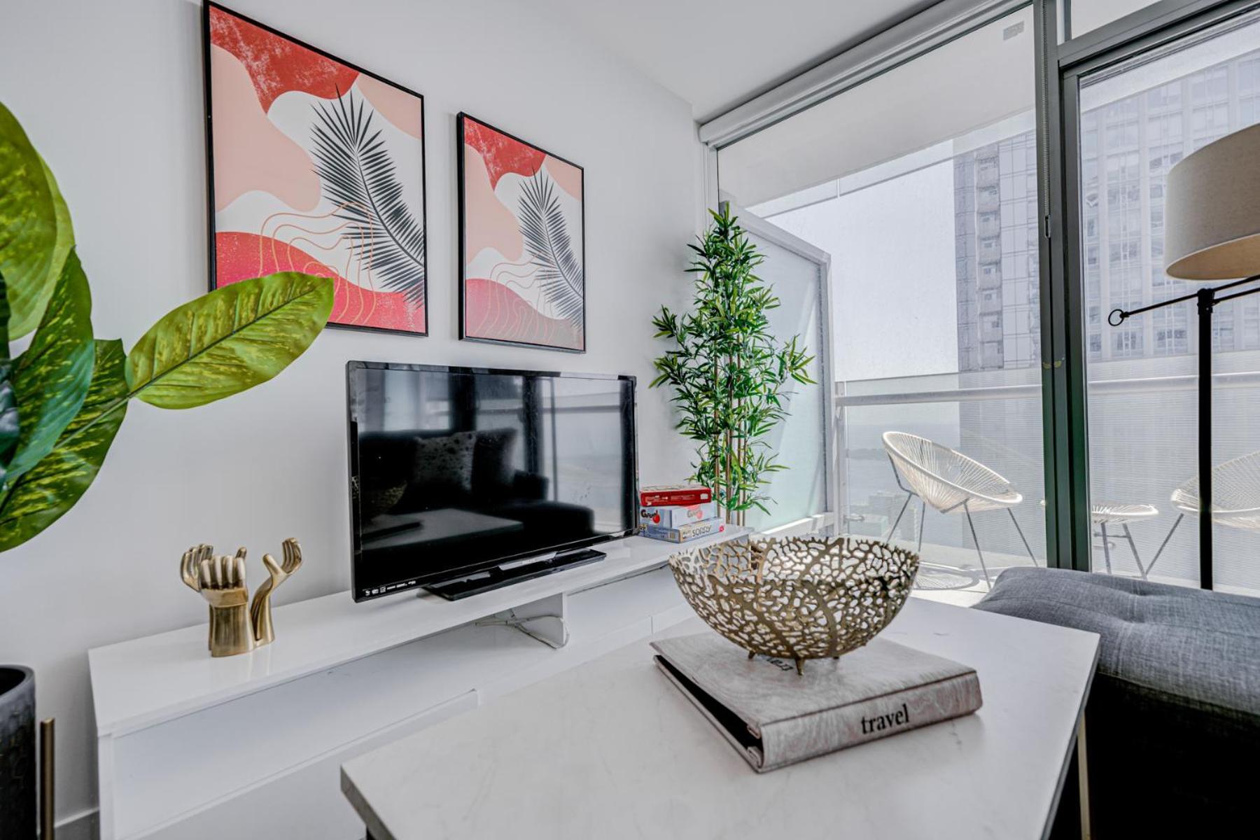 Skytree - Modern Rusty Condo Close To Union Station In Heart Of Downtown Торонто Екстериор снимка