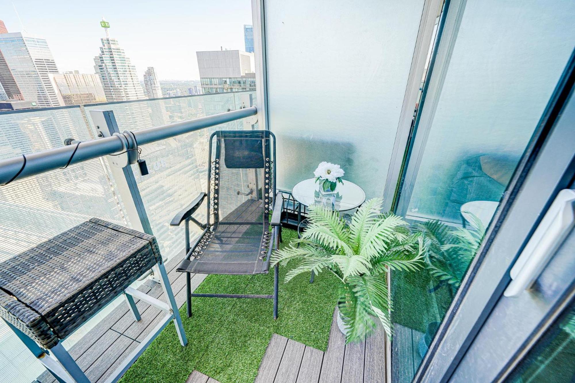 Skytree - Modern Rusty Condo Close To Union Station In Heart Of Downtown Торонто Екстериор снимка