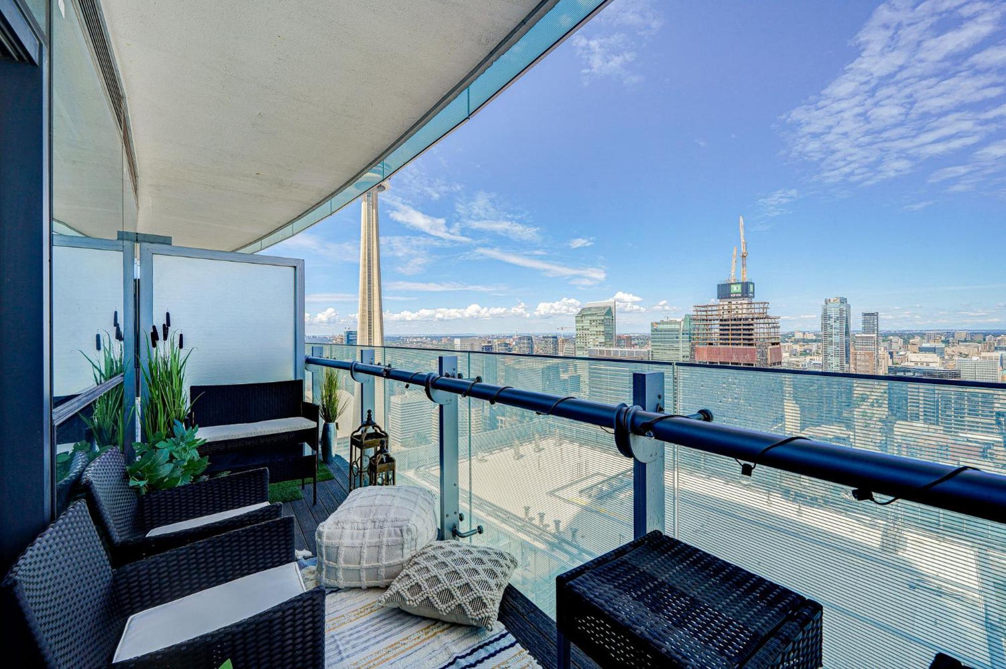 Skytree - Modern Rusty Condo Close To Union Station In Heart Of Downtown Торонто Екстериор снимка